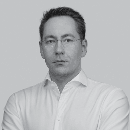 
					<strong>Школлер Роман Александрович</strong><!-- Школлер Роман Александрович -->